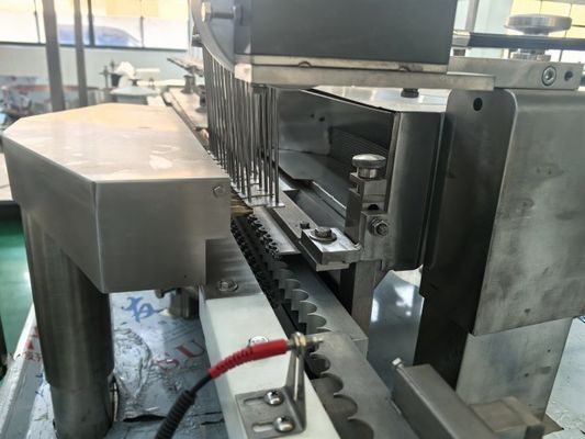 Μηχανή Γεμίσματος Αποστειρωμένων Φιαλιδίων, Αυτόματος Γεμιστής Φιαλιδίων — Πλήρως Αυτόματος Γεμιστής LYGZ-6/8/10 (2000-3500 BPH) Για Προφορικά Υγρά, Ορούς Και Τόνερ