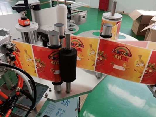 Πλήρως αυτόματη μηχανή επισήμανσης αυτοκόλλητων ετικετών για μπουκάλια φαρμακευτικών καλλυντικών ποτών 20-1500 ml με κωδικοποίηση με κορδέλα άνθρακα